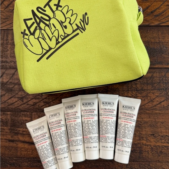 Bundle of 6 Kiehl's Ultra Facial Cleanser w/ Rare Travel Bag NWT - Picture 1 of 6